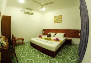 Adroit Beach Inn - Habitación