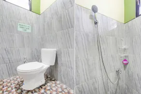 Hotel O Salsabillah Homestay Syariah - Bathroom