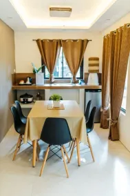 Spacio Caliraya Bed & Breakfast - Room