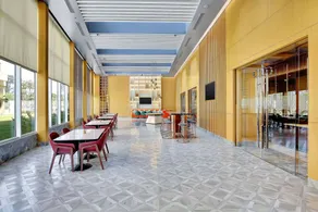 Radisson RED Chandigarh Mohali - Restaurant