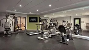 Spark by Hilton Houston Bush Intercontinental Airport - Salle de remise en forme