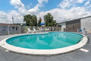 Econo Lodge Oxford near Choccolocco Park - Piscine