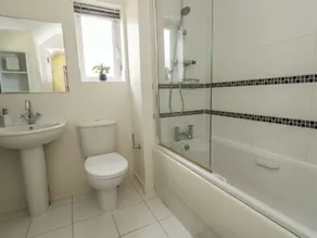 June Cottage - Bad