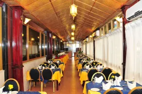 Safeer Hotel Suites - Aparthotel - Restaurant