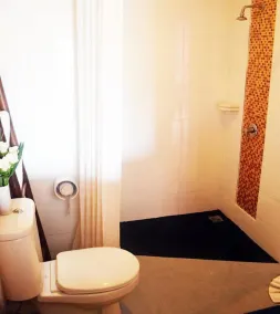 Benyada Lodge - Surin Beach - Salle de bain
