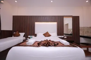 Hotel Sahaya Arasi - Room