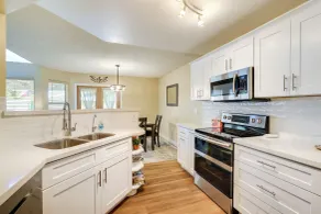 North Phoenix Home! Great Location + Private Patio - Interior