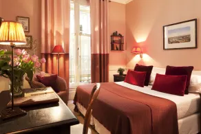 Hôtel Sainte-Beuve - View from room