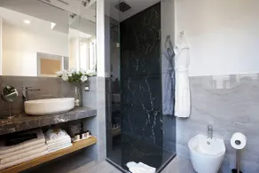 Roman Holidays Boutique Hotel - Badeværelse