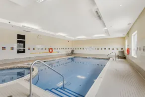 Holiday Inn & Suites Lloydminster by IHG - Piscina
