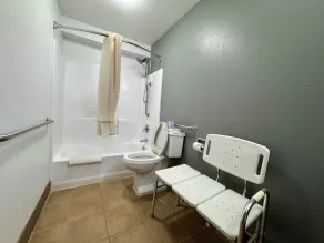 SureStay Plus by Best Western Cannon A.F.B. - Salle de bain