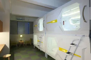 Phoenix Egg Youth Hostel - Zimmer