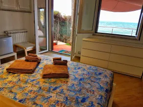Brezza Marina Guesthouse - Ausblick vom Zimmer