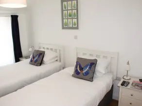 The Queen's Head Hotel - Room