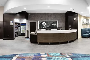 Hampton Inn & Suites Raleigh Downtown - Rezeption
