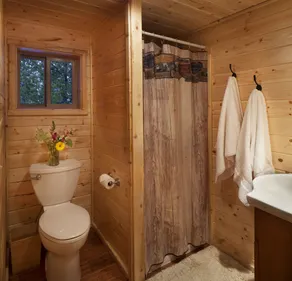 Reclusive Moose Cabins - Badezimmer