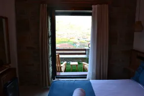 Mathilda Gökçeada - Camera