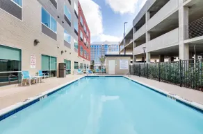 Holiday Inn Express & Suites Dallas NW - Farmers Branch by IHG - Piscine