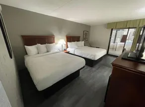 Pine Lake Resort and Banquets - Zimmer