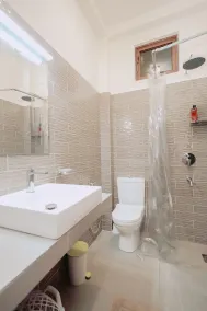 Negombo 146 Homestay - Bathroom