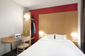 B&B Hôtel Grenoble Centre Alpexpo - Chambre