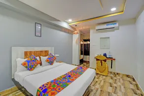 FabHotel Sri Sai Regency- Nr RTC X Roads Metro Station - Quarto