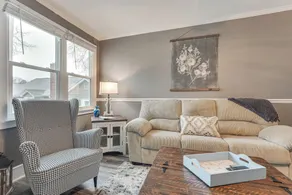 Couple's Retreat 2 Mi to Uptown Greenwood! - Intérieur
