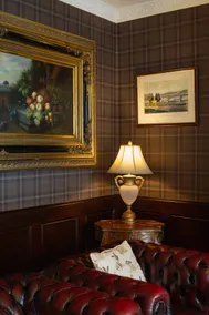 Dooly's Hotel - Lobby
