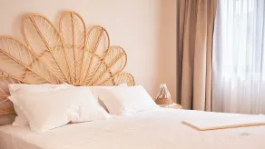 Azar Luxury Suites - Zimmer