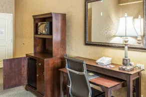 Comfort Suites Alamo-River walk - Room