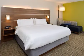 Holiday Inn Express & Suites - Ottumwa by IHG - Zimmer