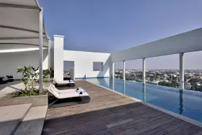 Radisson Blu Coimbatore - Pool