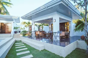 Quest Villa - Reception