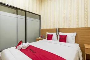RedDoorz Syariah @ Danau Kerinci Sawojajar - Room