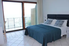L'Incanto Suites Ischia - Værelse