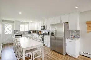 1 Mi to Lake Erie: Family-friendly Angola Home! - Interior