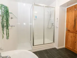Coed y Glyn Bach Equestrian - Baño