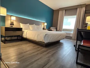 Comfort Inn & Suites Mason City - Clear Lake - Room