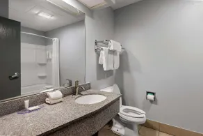 Clarion Pointe Hinesville near Fort Stewart - Chambre