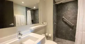 Hotel MX mas cuautitlan Izcalli, Trademark by Wyndham - Salle de bain