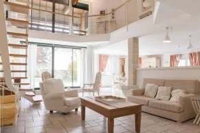 LA GRANGE DE BELLEFONTAINE et sa piscine privée - Siddeområde i lobbyen