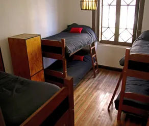 Hostal Irreal - Hostel - Room