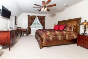 Pleasanton Courtyard Bed and Breakfast - Zimmer