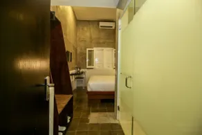 Watu Agung Guest House - Chambre