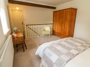 SPENS LAND, med en have i Tatham, Ref 1012502 - Værelse