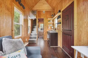 Pendergrass Tiny Home Cabin on Pond w/ Fire Pit! - Intérieur