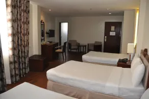 Cebu Century Plaza Hotel - Zimmer
