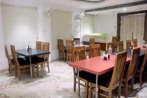 RBS Hotel & Restaurant 5 mint walking distance from Ram Janam Bhumi - Restaurant