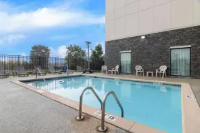 Comfort Suites Rensselaer near Fair Oaks - Pool