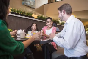 Holiday Inn Indianapolis - Airport Area N by IHG - Restaurante